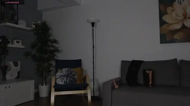 Goddess Tina online show from December 7, 2024, 12:51 pm