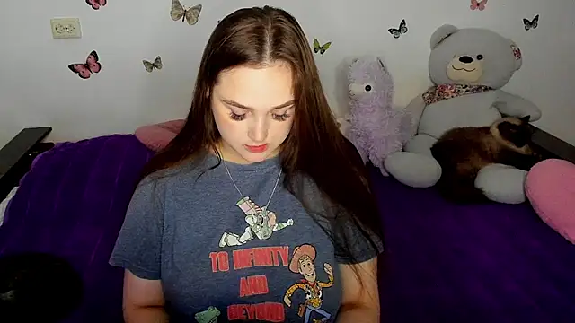 Snapshot of NataliEvans chatting on November 14, 2025, 9:29 pm NataliEvans online show from November 14, 2025, 9:29 pm