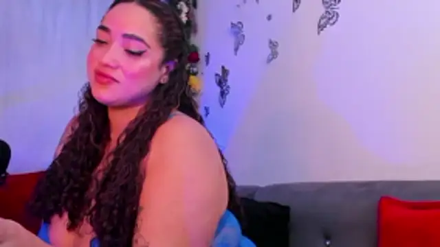 HannaMiillsxh online show from April 20, 2026, 3:02 pm