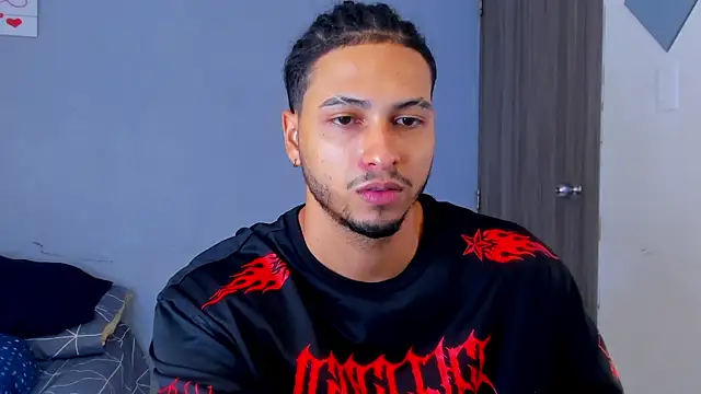 Kris Khalifa69 online show from March 28, 2026, 10:44 pm