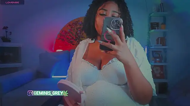 420Geminis online show from October 12, 2025, 6:26 am