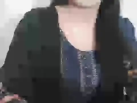 Snapshot of Chanchal--Navya chatting on November 10, 2025, 12:43 pm Chanchal--Navya online show from November 10, 2025, 12:43 pm