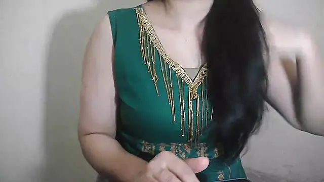 Snapshot of Chanchal--Navya chatting on March 11, 2025, 5:46 pm Chanchal--Navya online show from March 11, 2025, 5:46 pm