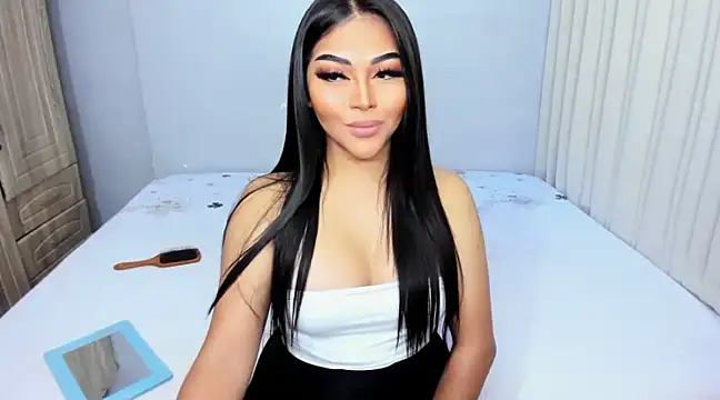 Snapshot of shantal_r0mance chatting on February 8, 2025, 1:54 am shantal r0mance online show from February 8, 2025, 1:54 am