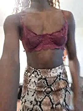 Snapshot of nemcy_bae chatting on May 29, 2026, 4:35 pm nemcy bae online show from May 29, 2026, 4:35 pm