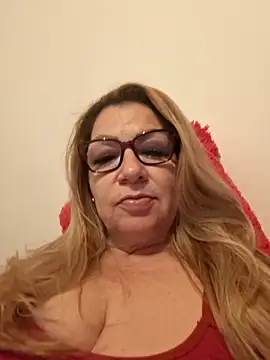 gisela27 online show from May 11, 2026, 3:41 am