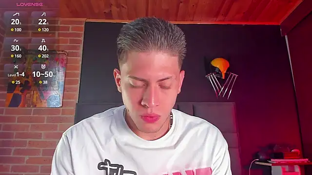 SebastianMaximoff online show from March 18, 2025, 1:23 pm