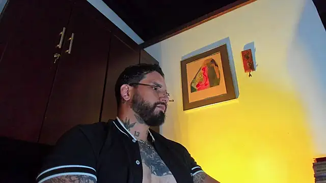 CamiloGray  online show from May 29, 2026, 1:39 pm