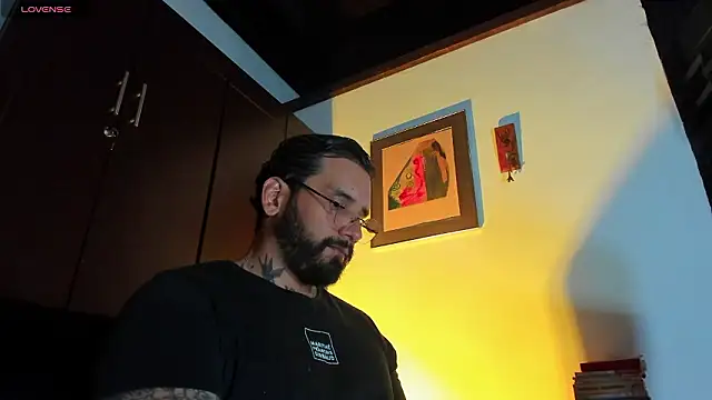 CamiloGray  online show from March 13, 2026, 2:33 pm