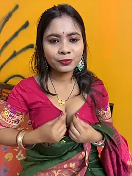 wow-wow-sexy online show from April 6, 2026, 6:31 pm