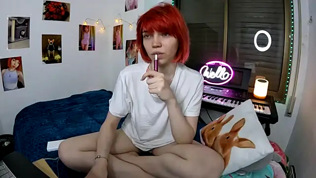 Snapshot of olivka-flower chatting on June 20, 2026, 8:36 pm olivka-flower online show from June 20, 2026, 8:36 pm