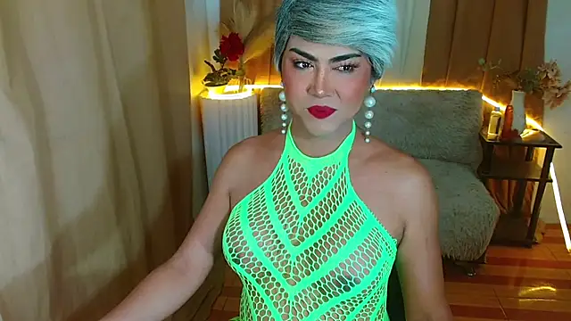 Snapshot of negrashemalexxx chatting on October 28, 2025, 8:52 pm negrashemalexxx online show from October 28, 2025, 8:52 pm