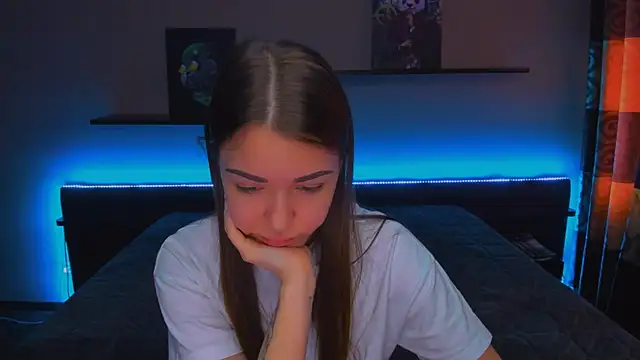 Snapshot of AlexaBarkley chatting on March 11, 2025, 6:30 am AlexaBarkley online show from March 11, 2025, 6:30 am