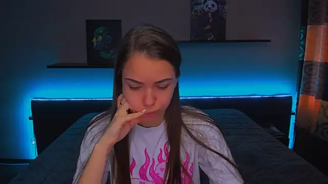 Snapshot of AlexaBarkley chatting on February 24, 2025, 3:12 am AlexaBarkley online show from February 24, 2025, 3:12 am