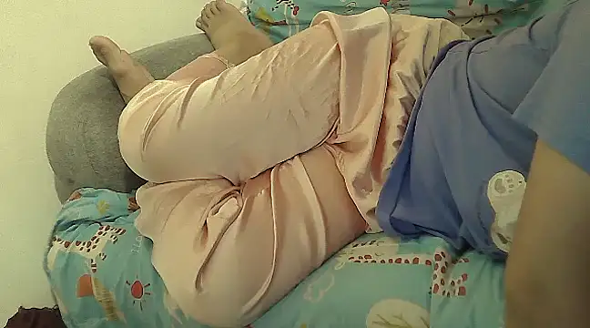 Snapshot of Alexiadreamer chatting on February 19, 2025, 4:22 pm Alexiadreamer online show from February 19, 2025, 4:22 pm