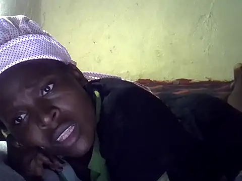 cute-shamza online show from November 5, 2025, 5:27 pm