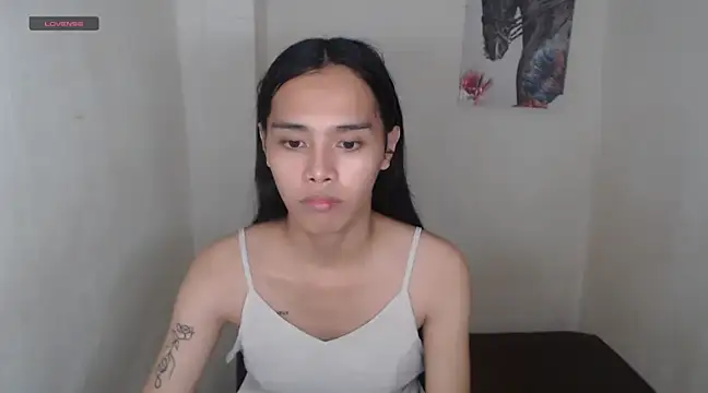 Snapshot of shecutie69 chatting on February 22, 2025, 12:49 am shecutie69 online show from February 22, 2025, 12:49 am