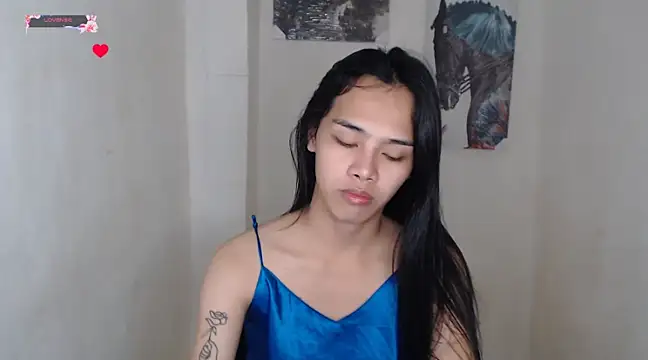 Snapshot of shecutie69 chatting on March 3, 2025, 10:10 pm shecutie69 online show from March 3, 2025, 10:10 pm