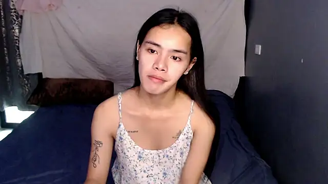 Snapshot of shecutie69 chatting on September 21, 2025, 5:34 am shecutie69 online show from September 21, 2025, 5:34 am