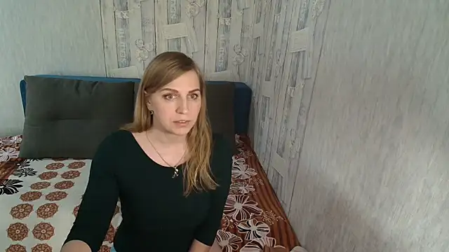 Snapshot of Pilly_green_ chatting on October 3, 2025, 8:16 am Pilly green online show from October 3, 2025, 8:16 am