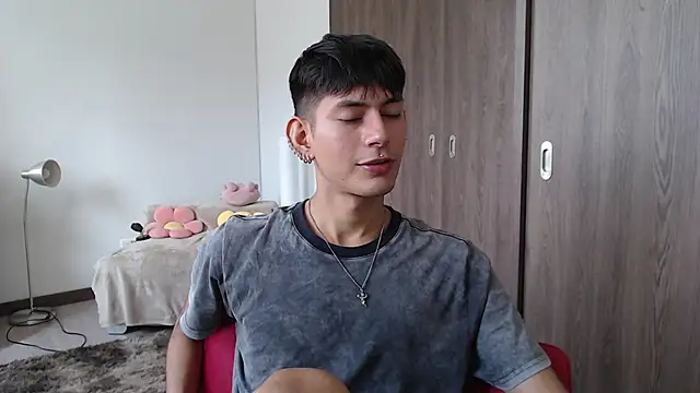 Snapshot of imdavo23 chatting on December 2, 2024, 4:04 pm imdavo23 online show from December 2, 2024, 4:04 pm