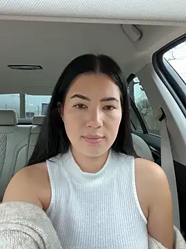 Snapshot of clairewntr chatting on February 6, 2026, 12:45 pm clairewntr online show from February 6, 2026, 12:45 pm