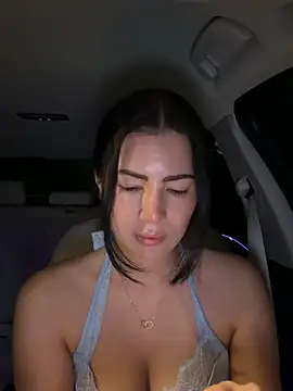 Snapshot of clairewntr chatting on March 2, 2026, 9:11 pm clairewntr online show from March 2, 2026, 9:11 pm