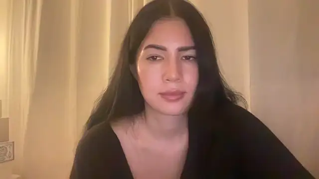 Snapshot of clairewntr chatting on February 21, 2026, 10:34 pm clairewntr online show from February 21, 2026, 10:34 pm