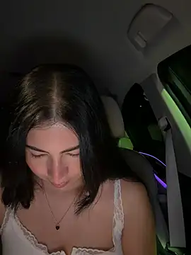 Snapshot of clairewntr chatting on February 2, 2026, 9:03 pm clairewntr online show from February 2, 2026, 9:03 pm