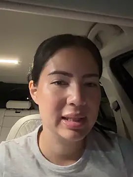 Snapshot of clairewntr chatting on October 3, 2025, 1:09 am clairewntr online show from October 3, 2025, 1:09 am