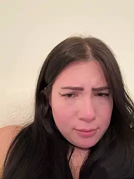 Snapshot of clairewntr chatting on March 8, 2025, 9:08 pm clairewntr online show from March 8, 2025, 9:08 pm