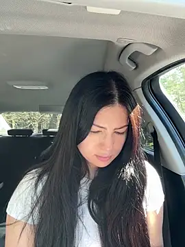 Snapshot of clairewntr chatting on March 21, 2025, 11:55 am clairewntr online show from March 21, 2025, 11:55 am