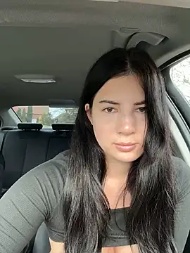 Snapshot of clairewntr chatting on February 21, 2025, 12:38 pm clairewntr online show from February 21, 2025, 12:38 pm