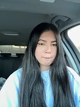 Snapshot of clairewntr chatting on March 13, 2025, 4:56 pm clairewntr online show from March 13, 2025, 4:56 pm