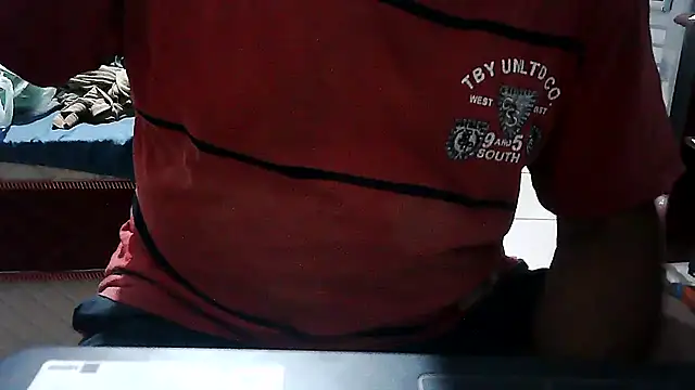 eduar570 online show from December 19, 2025, 1:42 am