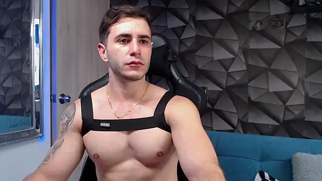 Latino stud4u online show from September 25, 2025, 9:54 pm