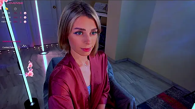 Arielle  03 online show from November 20, 2025, 2:01 am