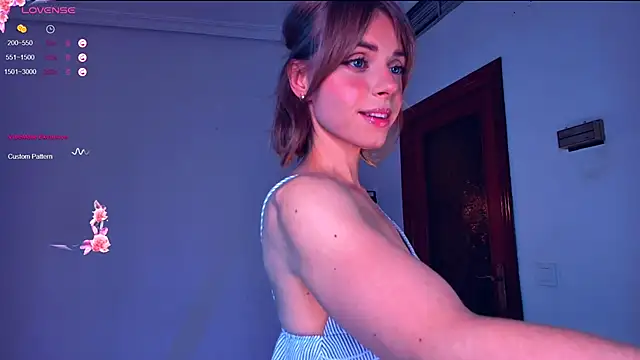 Arielle  03 online show from September 13, 2025, 2:11 am