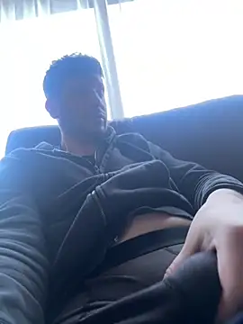 Taxidriver1988 online show from March 14, 2025, 7:37 am