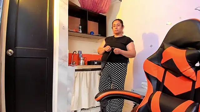 agathaxxx-69 online show from March 24, 2026, 7:58 pm