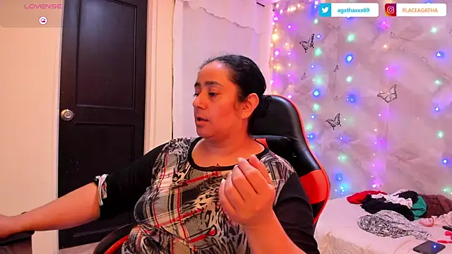 agathaxxx-69 online show from January 5, 2026, 8:12 pm