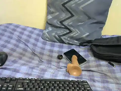 castistee online show from November 18, 2025, 7:39 pm