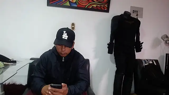 Black hot266 online show from January 13, 2026, 2:21 pm