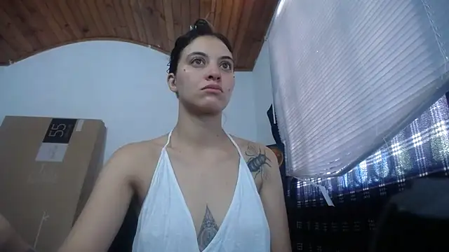 mariecam420 online show from October 15, 2025, 2:36 pm