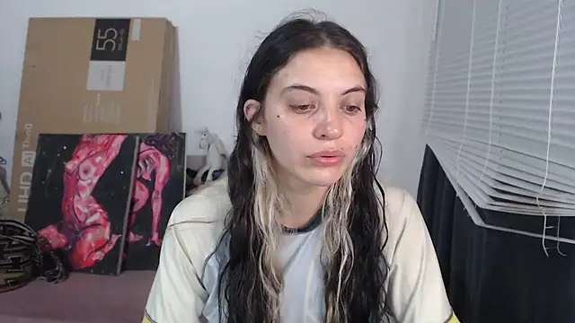 mariecam420 online show from October 12, 2025, 8:16 am