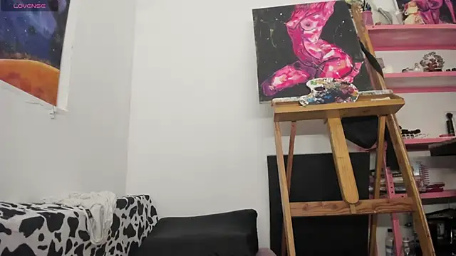 mariecam420 online show from April 7, 2026, 6:04 am