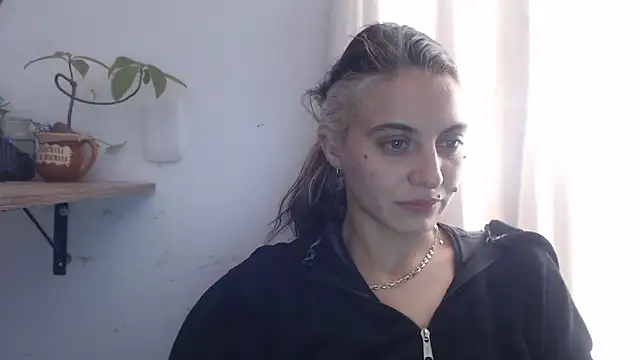 mariecam420 online show from March 17, 2025, 8:40 pm