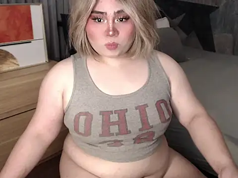 mysticofcum online show from October 6, 2025, 5:52 am