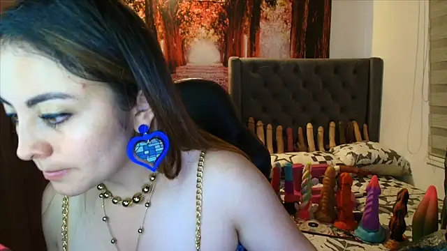 Snapshot of sofia23dirty chatting on April 30, 2026, 10:25 pm sofia23dirty online show from April 30, 2026, 10:25 pm