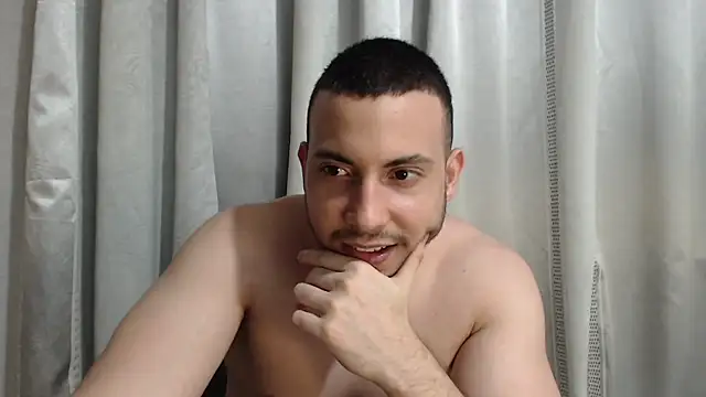 Snapshot of Armando_2002 chatting on May 6, 2026, 2:59 am Armando 2002 online show from May 6, 2026, 2:59 am